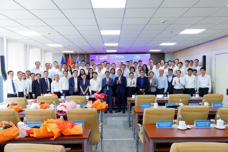 PECC2 RA MẮT CÔNG TY TNHH DỊCH VỤ VÀ KỸ THUẬT NĂNG LƯỢNG PECC2 VÀ CÔNG TY TNHH KHẢO SÁT VÀ XÂY DỰNG PECC2